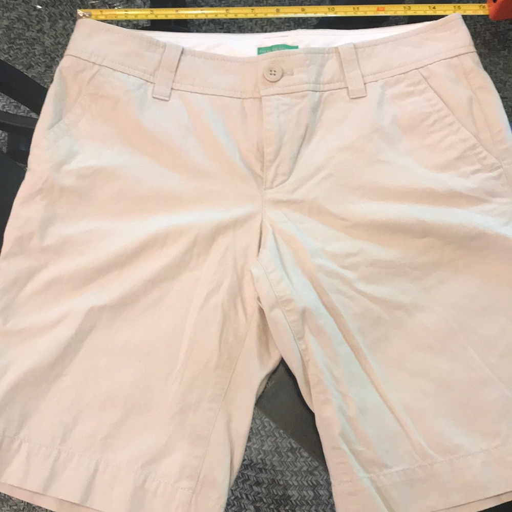 Lilly Pulitzer sz 4 cotton light khaki shorts